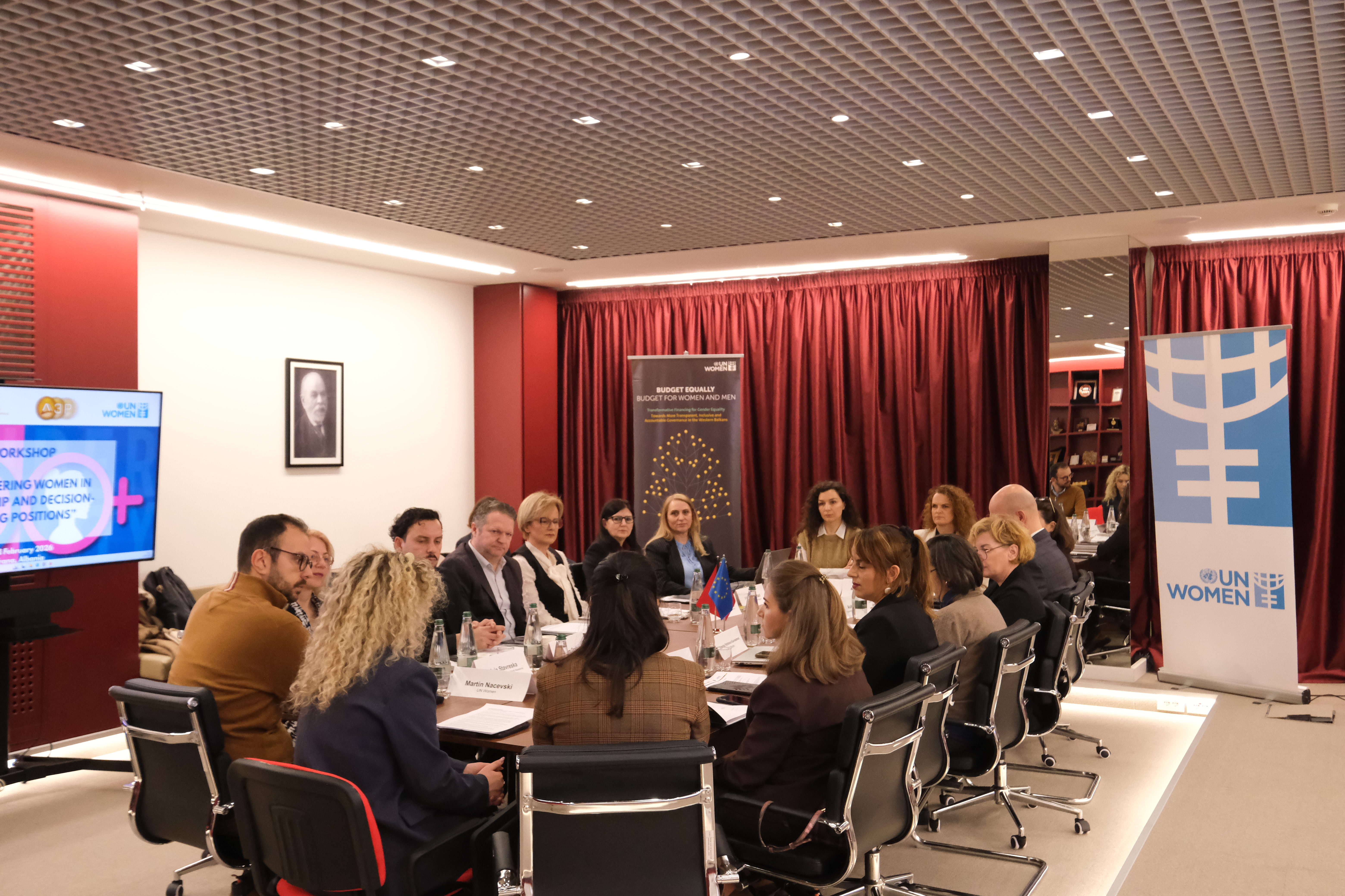 Mbahet Takimi Rajonal i Punës “Fuqizimi i grave në pozita udhëheqëse dhe vendimmarrëse” 