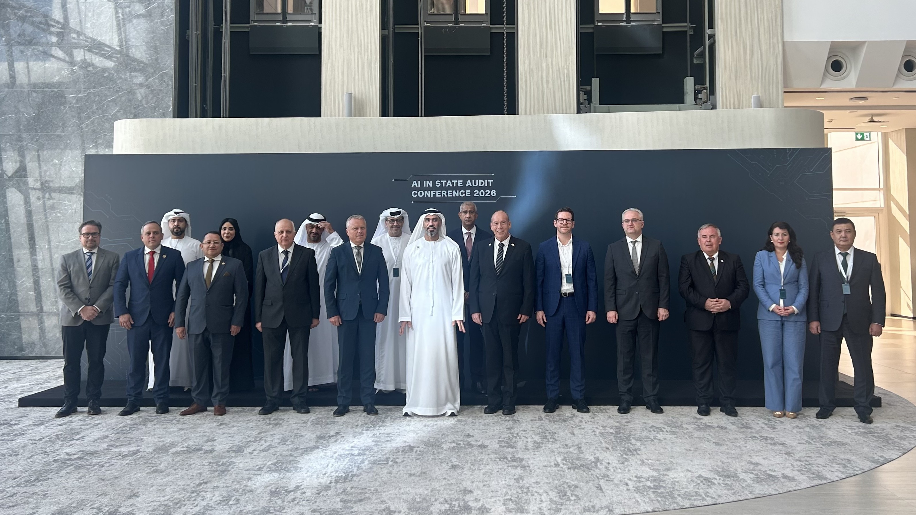 Auditorja e Përgjithshme mori pjesë në konferencën ndërkombëtare në Abu Dhabi “Ripërcaktimi i auditimit në epokën e Inteligjencës Artificiale” dhe në Samitin Botëror të Qeverisjes 